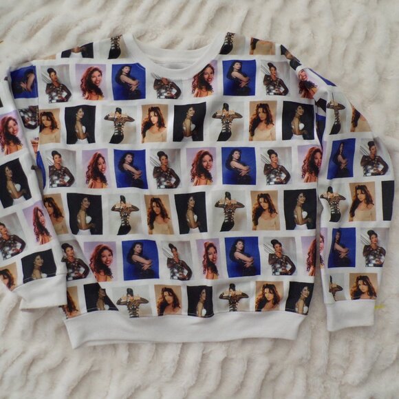 Selena sweatshirt 11 - Picture 2 of 6